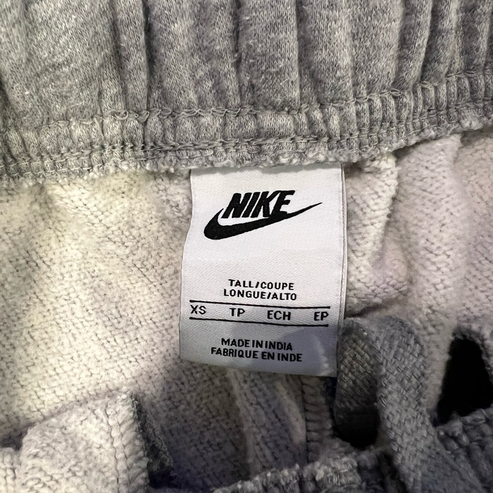 Nike Heather Gray Joggers
